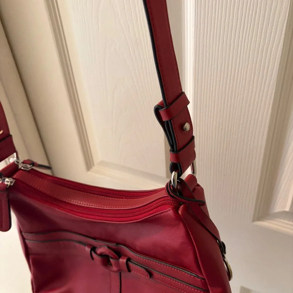 Giani Bernini Red Nappa Leather Hobo Shoulder Bag NWT Adjustable Strap